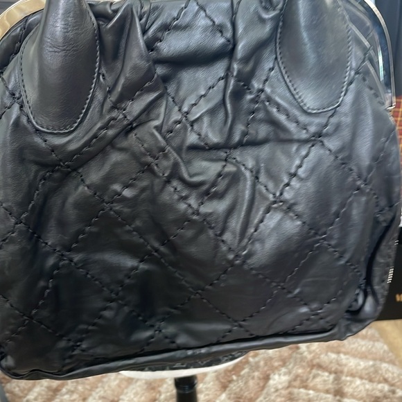 Leather Chanel tote - Picture 8 of 9